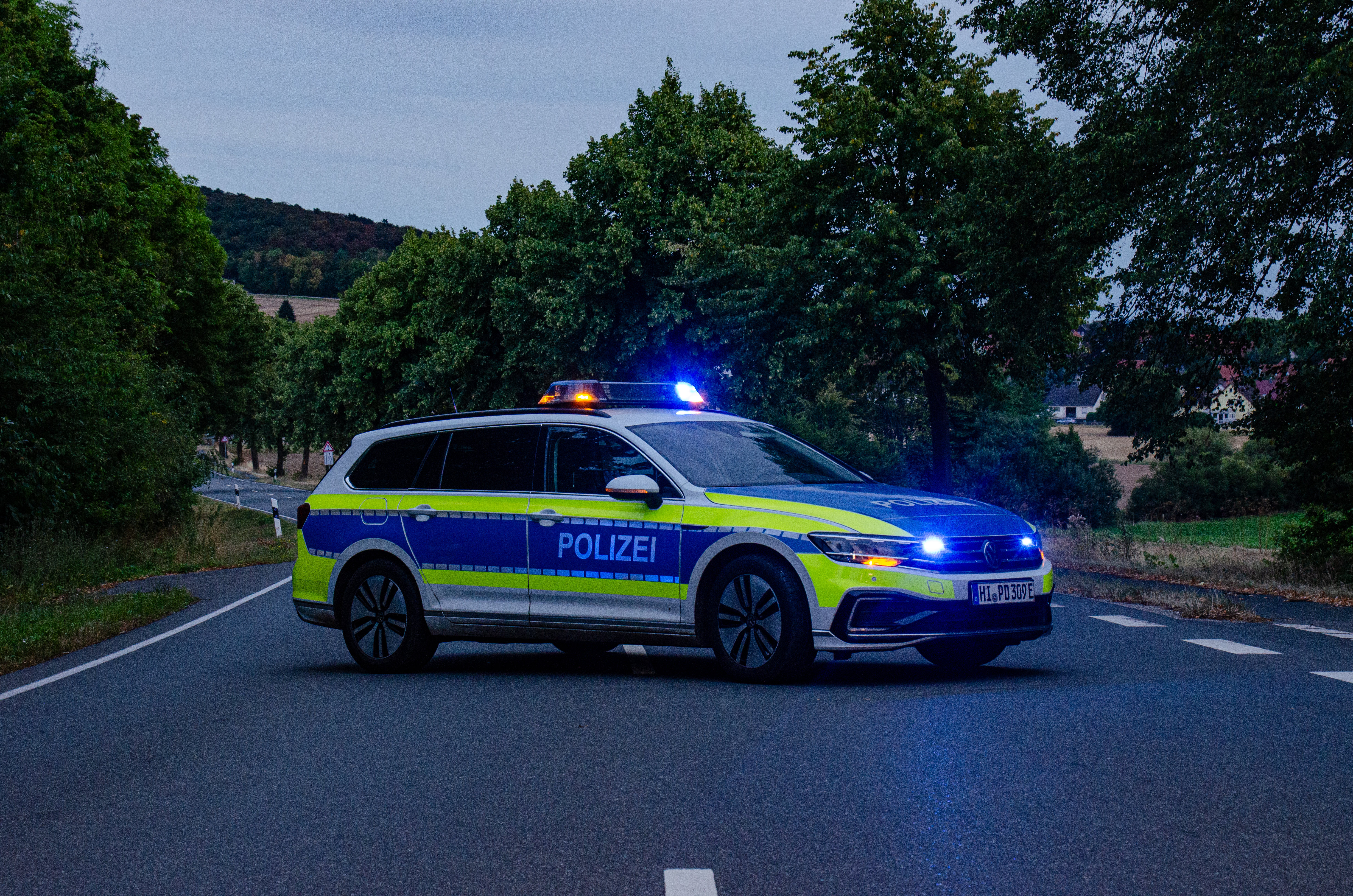 Die Polizei sucht nach einem Unfall Zeugen