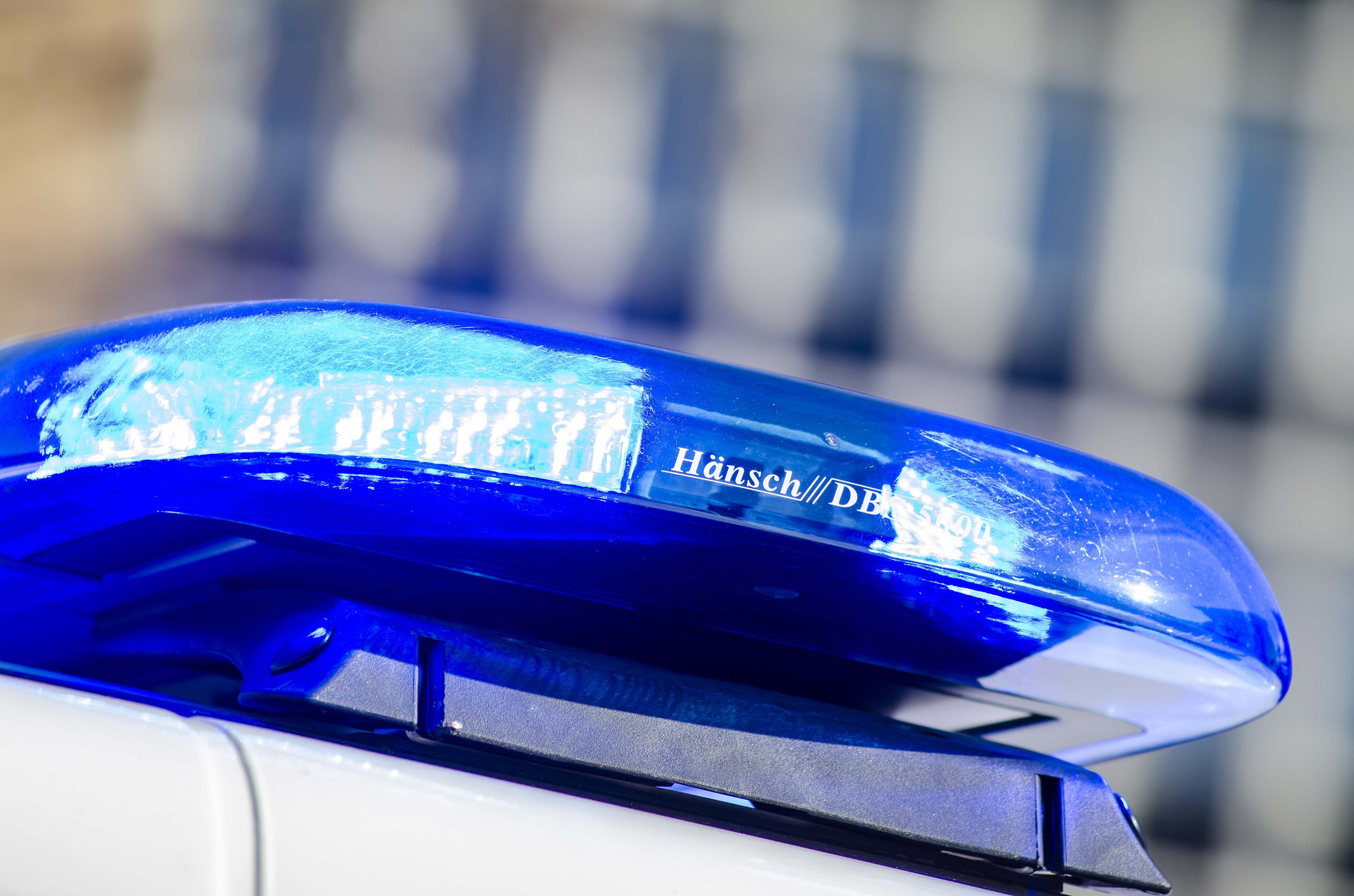 Zwei Fahrzeuge auf Alfelder Bahnhofsparkplatz aufgebrochen