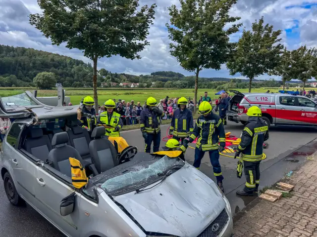 Auf der Blaulichtmeile in Alfeld wurde dem Besucher einiges geboten.