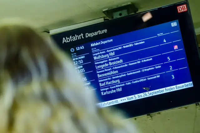 Wegen eines Oberleitungsschadens am Hannover Hauptbahnhof fällt die S3 nach Hildesheim weitgehend aus. Zwischen Lehrte und Hildesheim fahren Ersatzbusse.
