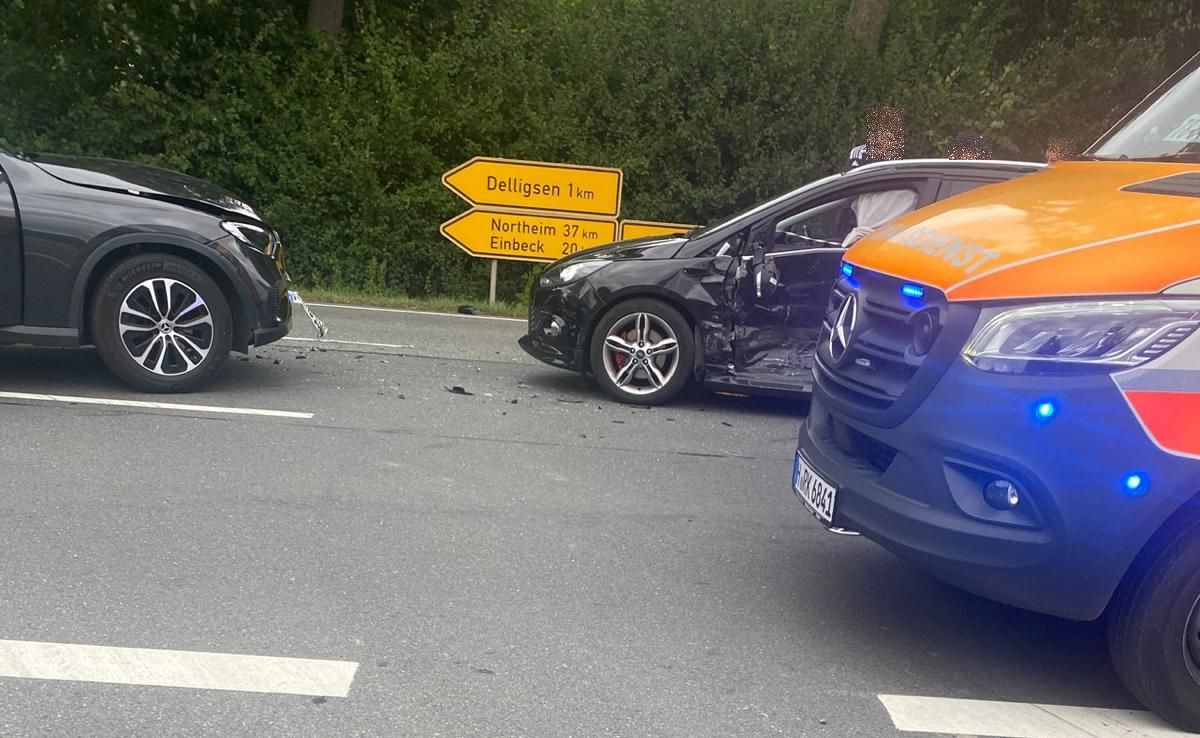 Bei einem Ufall nahe Delligsen sind zwei Personen verletzt worden.